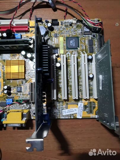 Материнская плата GA-6VX7B-4X с процессором