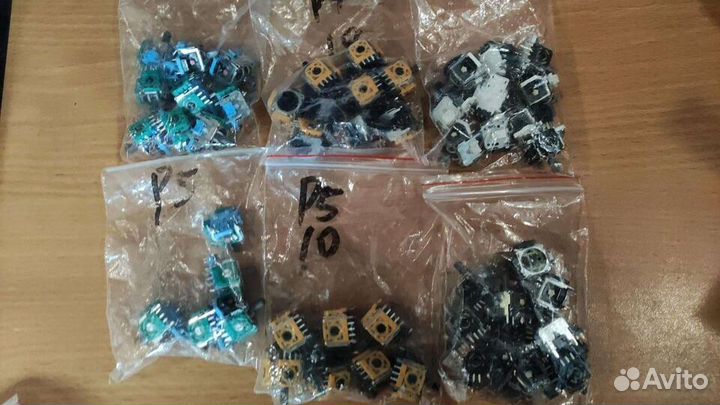 Запчасти для игровых консолей Xbox / Playstation