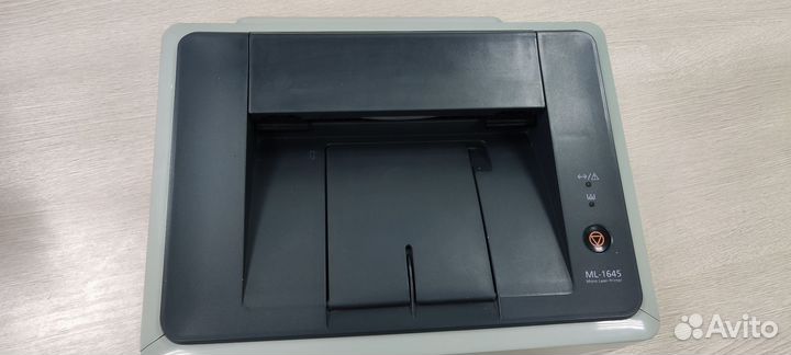 Принтер лазерный бу