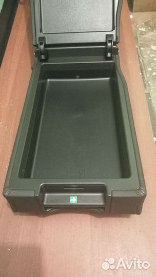 Подлокотник audi a4 b7, a6 c6