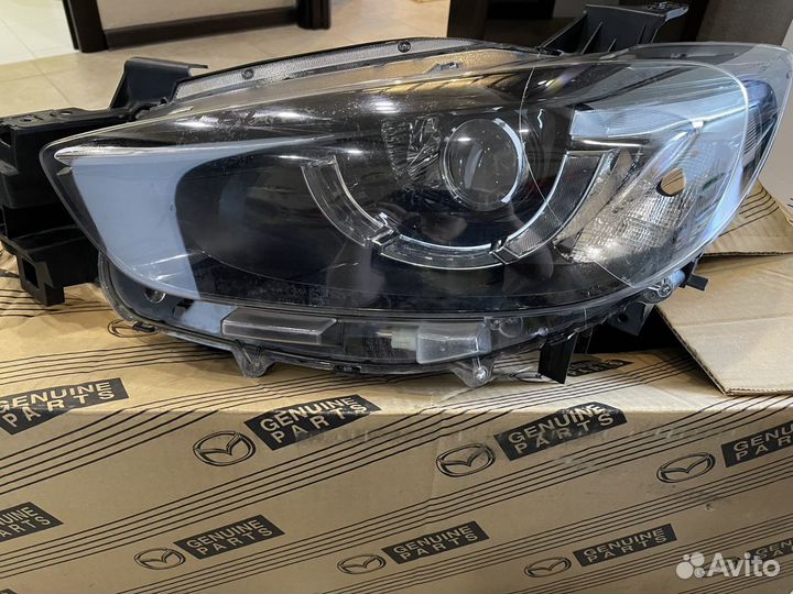 Фара Мазда CX-5