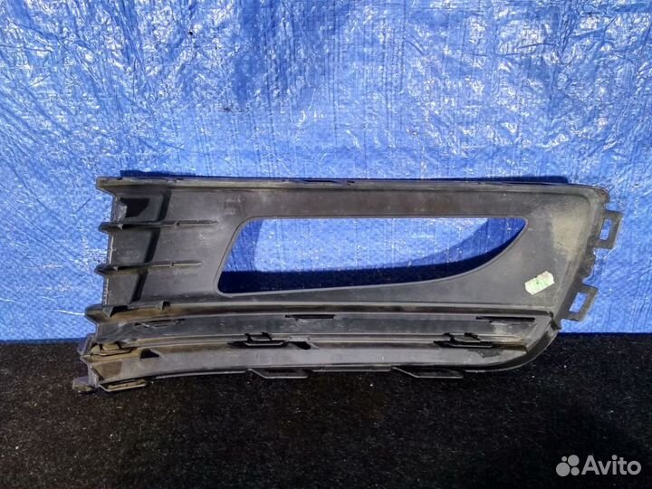 Окантовка птф правая Volkswagen Polo sedan 5 2010