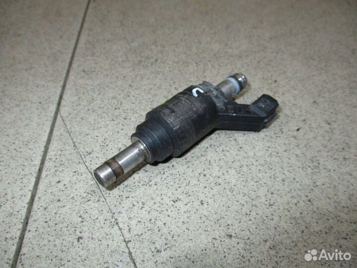 Форсунка инжекторная Opel Vectra C