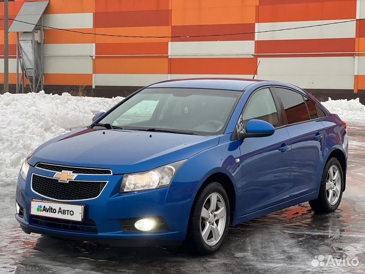 Chevrolet Cruze 1.8 МТ, 2011, 137 000 км