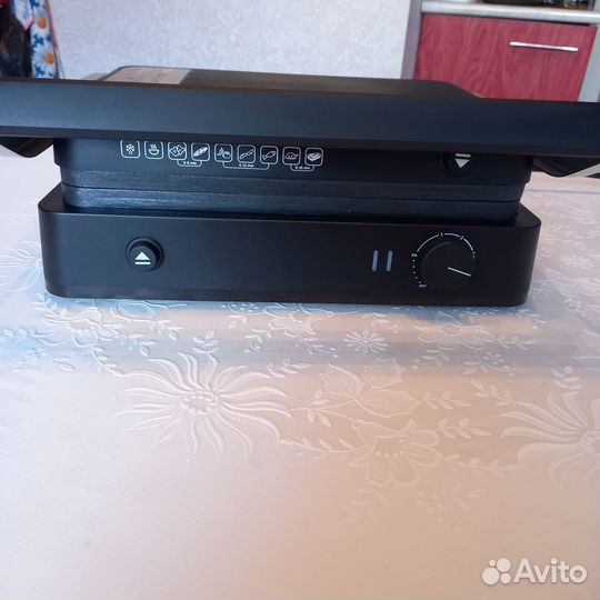 Гриль Redmond SteakMaster RGM-M822 серебристый