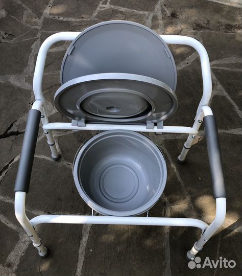 Кресло туалет для пожилых и инвалидов