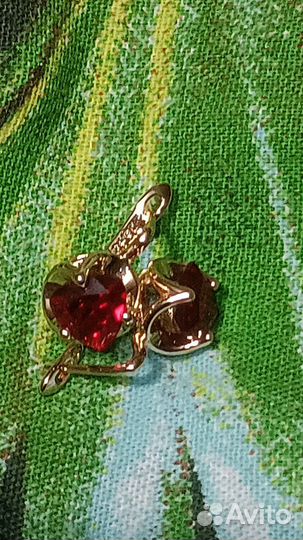 Серьги с цирконами золото