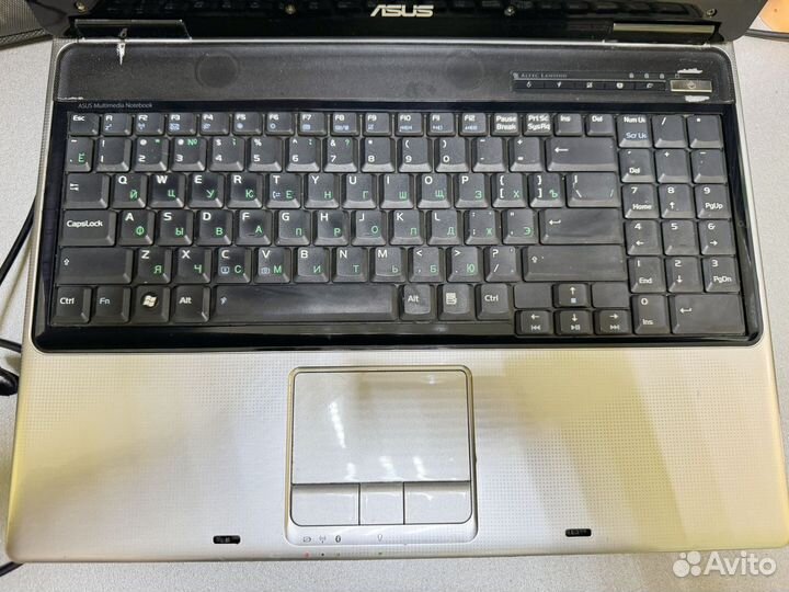 Ноутбук asus