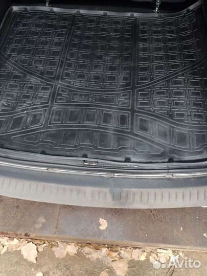 Коврик багажника largus 5 мест