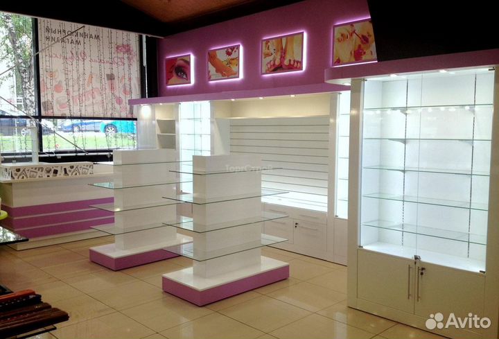 Витрины, прилавки и торговые острова на заказ