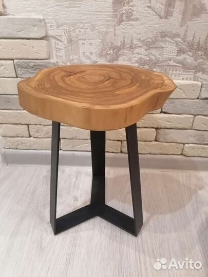 Подставка под цветы напольная