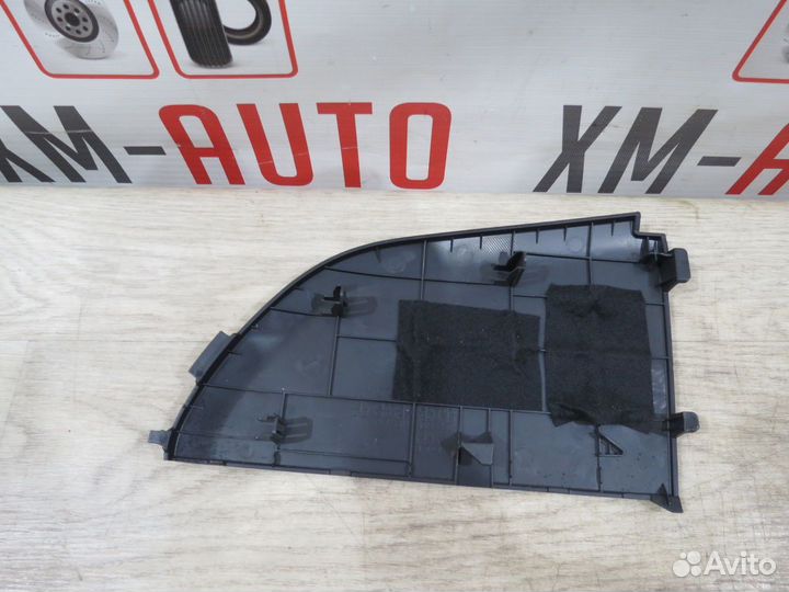 Накладка торпедо левая Toyota Corolla 150