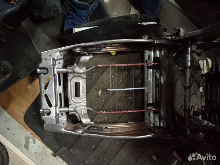 Каркас водительского кресла для dodge charger LD