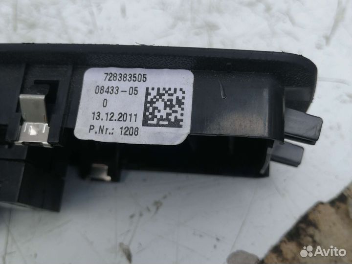 Кнопка стеклоподъемника BMW 3-Series F30