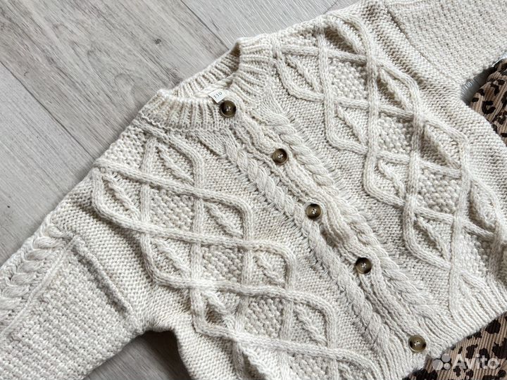 Вязаный кардиган детский