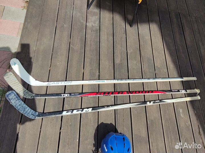 Клюшки хоккейные бу правые