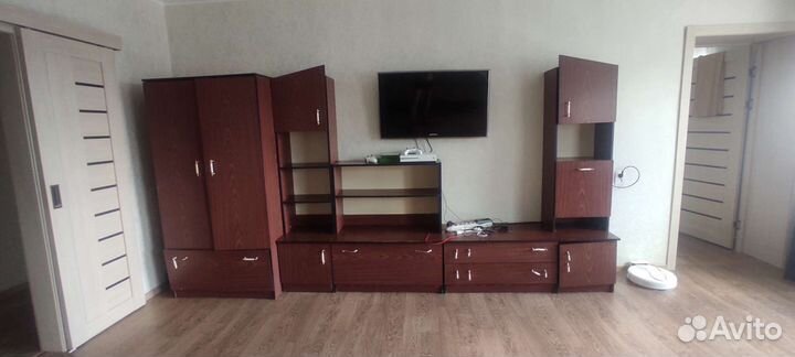 Стенка в гостиную