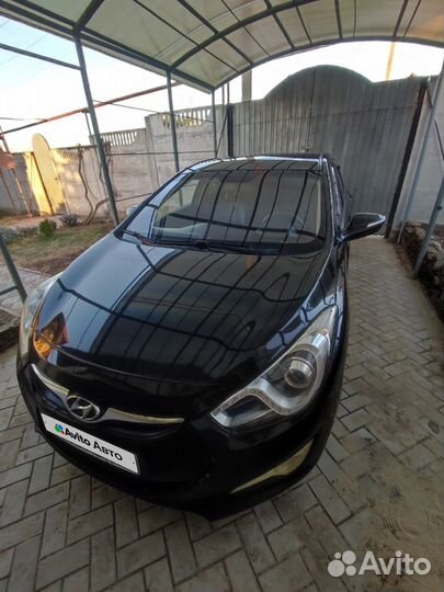 Hyundai i40 2.0 МТ, 2013, 335 000 км