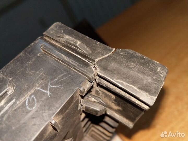 Блок реле под капот фольксваген джетта 5