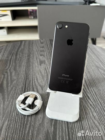 iPhone 7, 32 ГБ