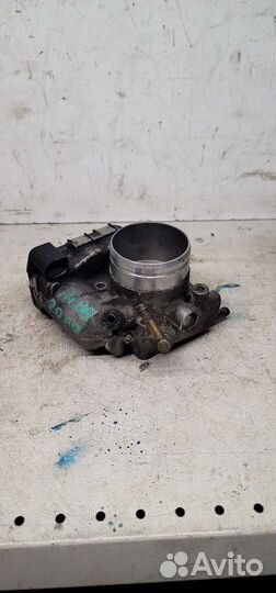 Дроссельная заслонка 2.0 ALT Audi VW Passat 2001