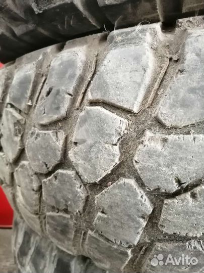 Bfgoodrich Mud-Terrain T/A KM2 245/75 R16