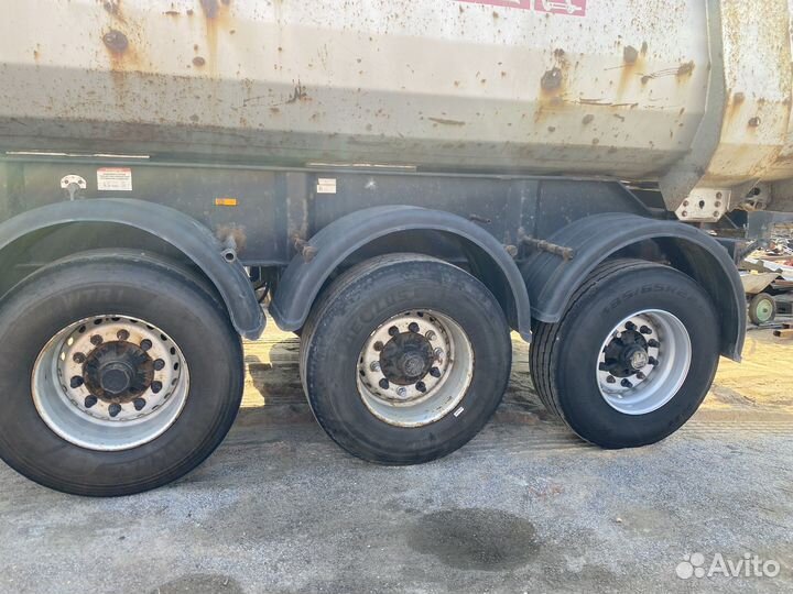 Полуприцеп самосвальный Grunwald 9453-0000010-50, 2013