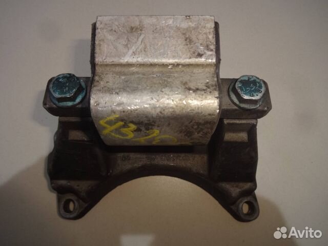 Подушка двигателя mercedes-benz W211 112 912