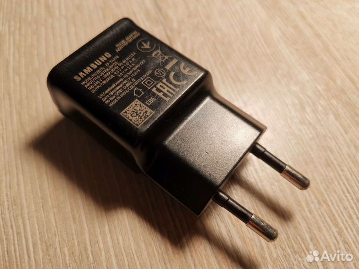 Зарядное устройство Samsung