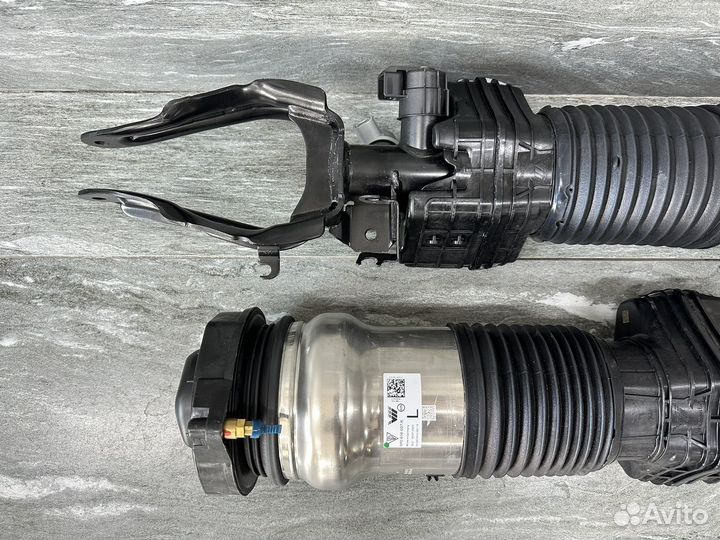 Новый перед пневмобаллон Porsche Cayenne E3 9Y0