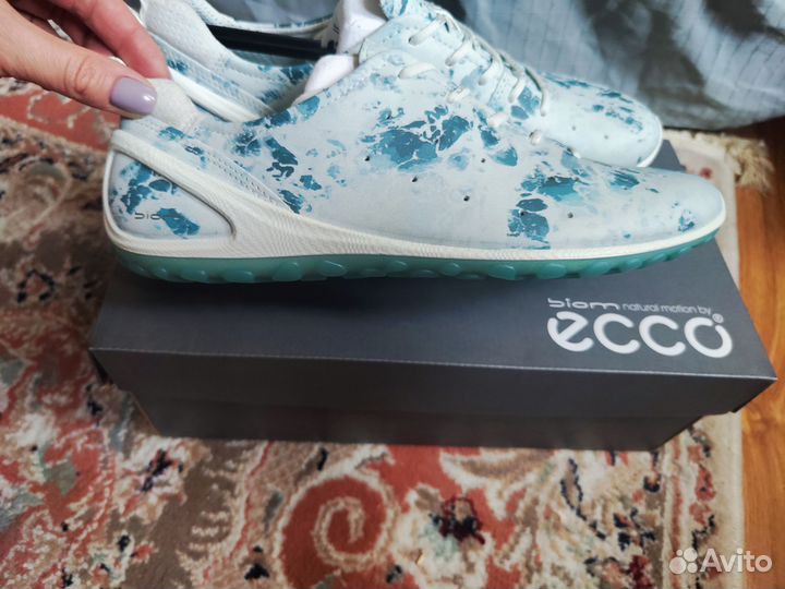 Кроссовки женские ессо 40