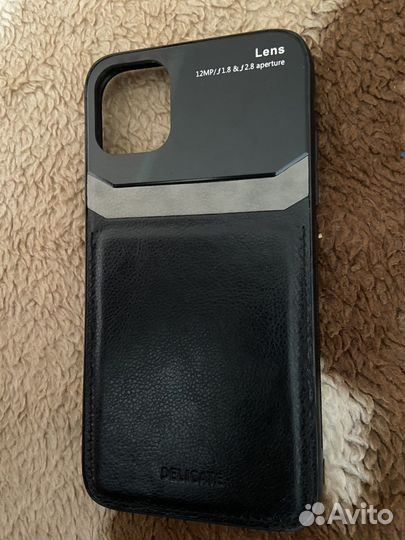 Чехлы iPhone 11