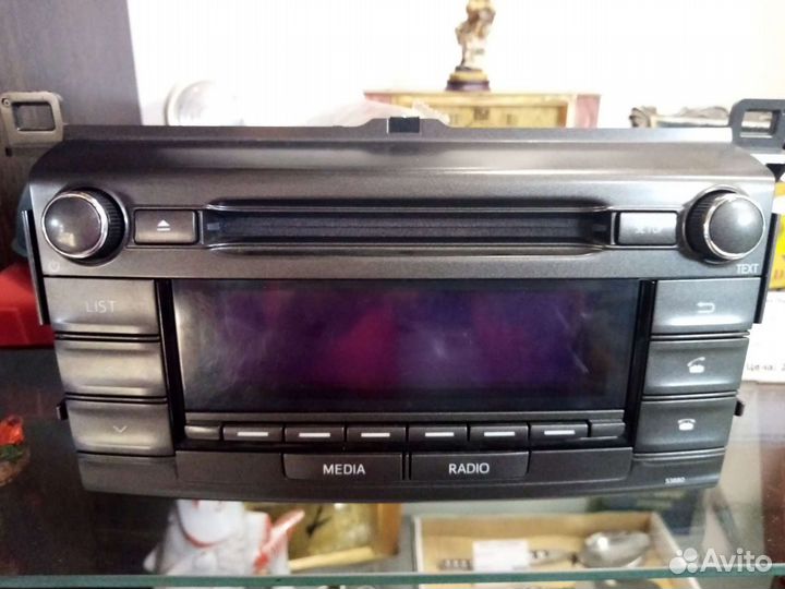 Штатная авто магнитола Rav4