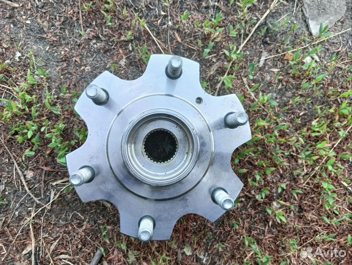 Ступица с подшипником Mitsubishi