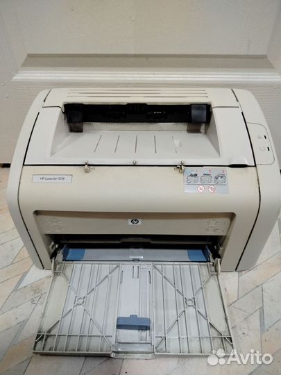 Принтер лазерный hp