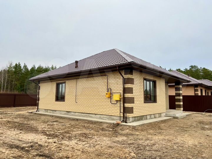 Коттедж 90 м² на участке 6 сот.