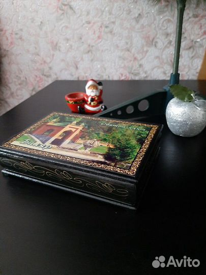 Шкатулка для украшений