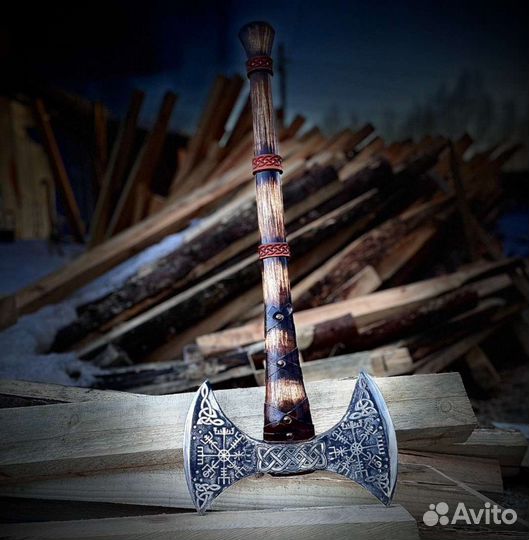 Топор кованый двусторонний Шлем ужаса