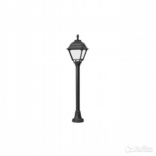 Столб металлический и пластиковый уличный