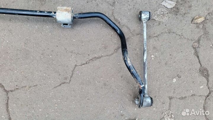 Стабилизатор задний на mercedes E 211