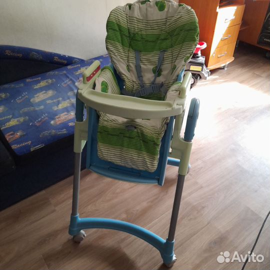 Стул для кормления