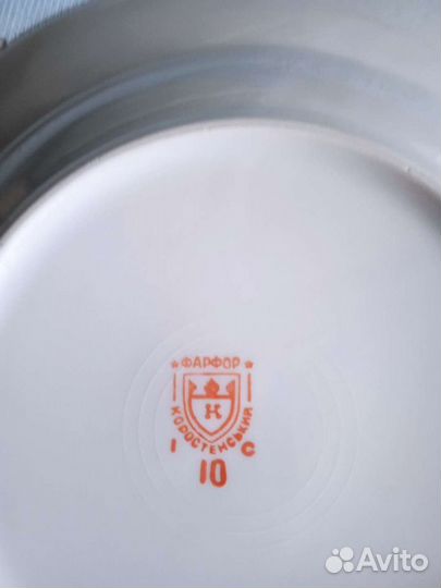 Тарелки разные