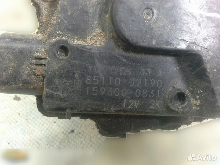 Моторчик стеклоочистителя передний Toyota Auris (E