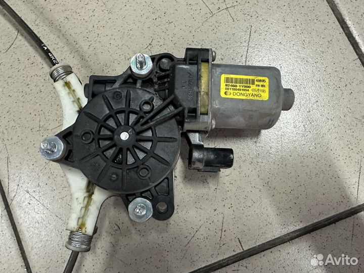 Стеклоподъемник передней правой двери Киа Пиканто