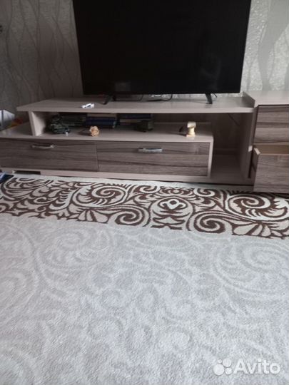 Тумба под телевизор