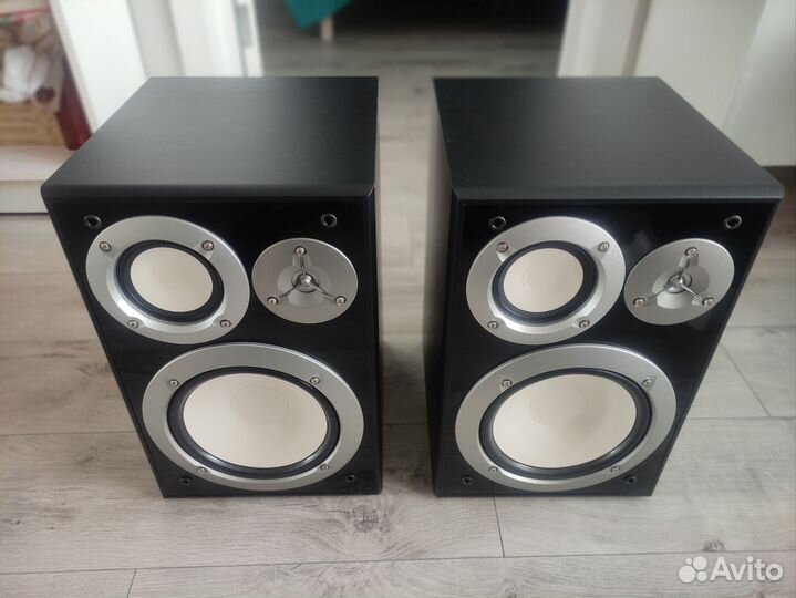 Hi-Fi акустическая система Yamaha NS-6490 280Вт