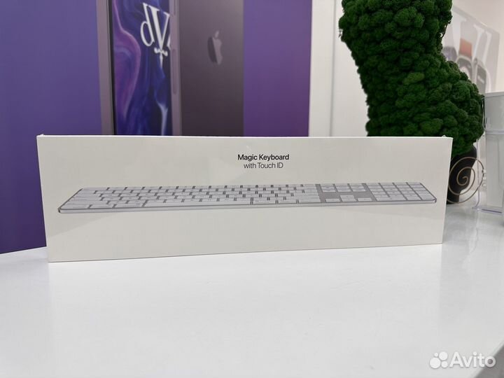 Magic Keyboard with Touch ID Numeric Keypad NEW