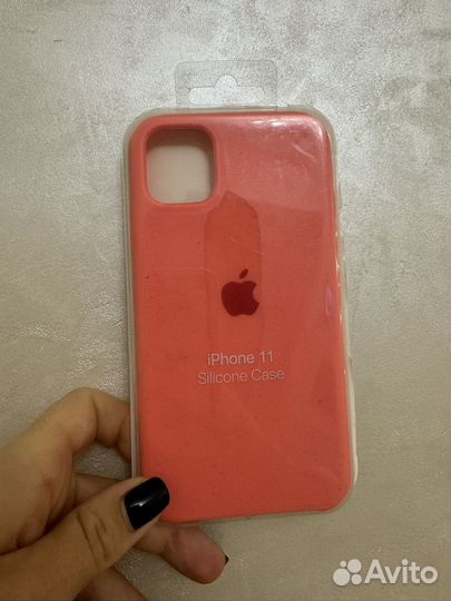 Чехол на iPhone 11