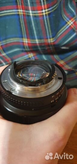 Nikon nikkor 85mm f1.8d AF