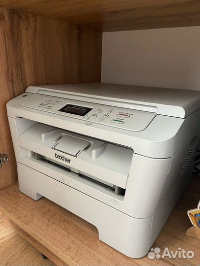 Мфу лазерный Brother